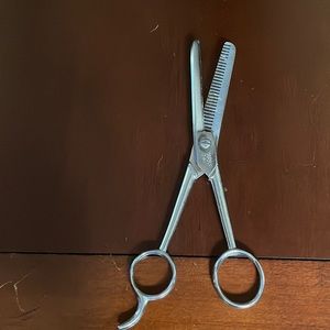 Marks 948 thinning shears